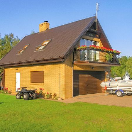 Cozy Apartment In Nowe Warpno With Wifi Bagian luar foto