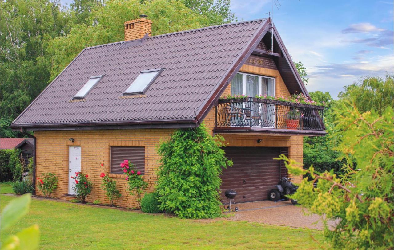 Cozy Apartment In Nowe Warpno With Wifi Bagian luar foto