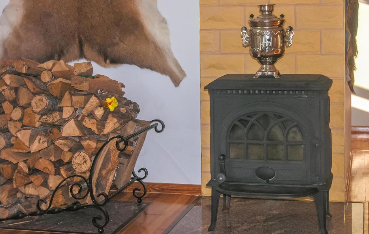 Cozy Apartment In Nowe Warpno With Wifi Bagian luar foto